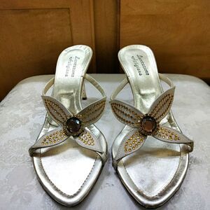 LAVORZAZIONE artigiana handmade Italian jeweled gold leather sandals sz 38 eyc